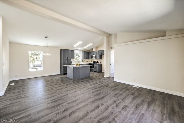 2730 South Dandelion Street, Pahrump, NV 89048