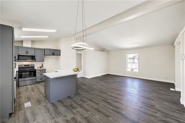 2730 South Dandelion Street, Pahrump, NV 89048
