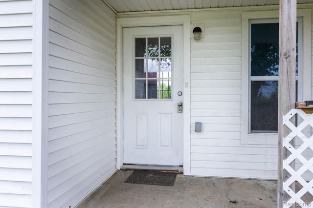 1545 N Van Dyke Road, Goodland Township, MI 48444