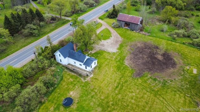 1545 N Van Dyke Road, Goodland Township, MI 48444
