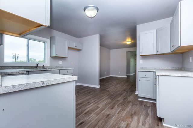 1545 N Van Dyke Road, Goodland Township, MI 48444