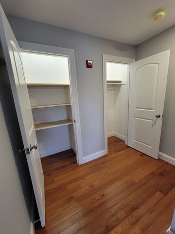 944 Warren Ave 2 F, Brockton, MA 02301
