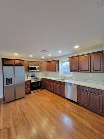 944 Warren Ave 2 F, Brockton, MA 02301