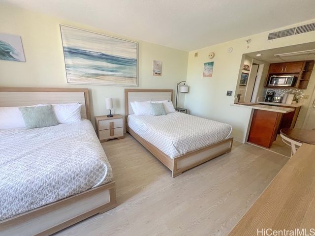 1850 Ala Moana Boulevard 220, Honolulu, HI 96815