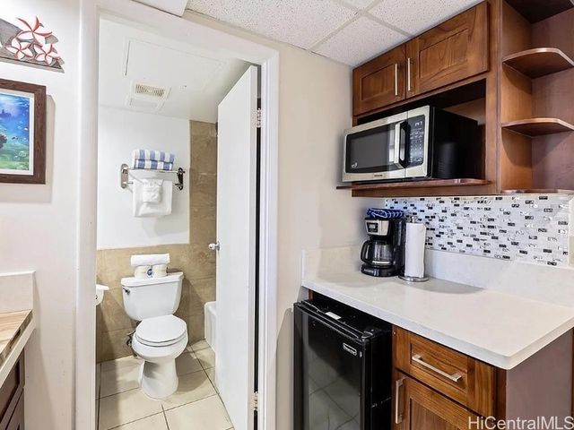 1850 Ala Moana Boulevard 220, Honolulu, HI 96815