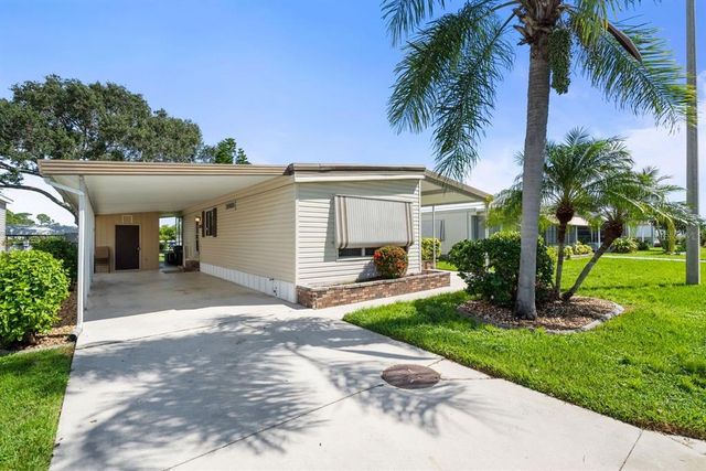 712 FAIRMOUNT DRIVE, North Port, FL 34287