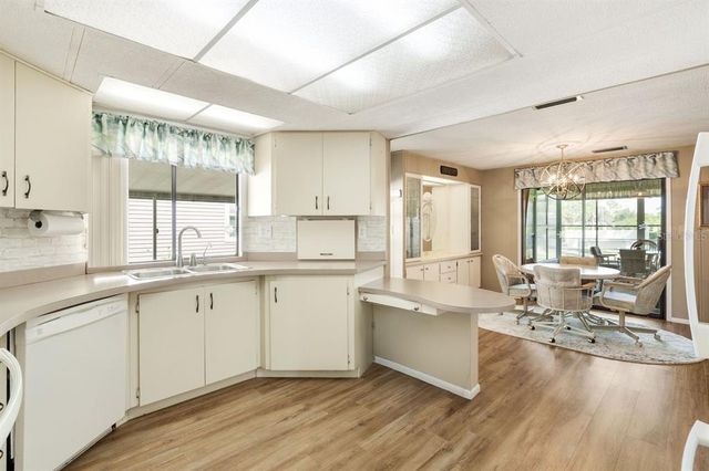 712 FAIRMOUNT DRIVE, North Port, FL 34287