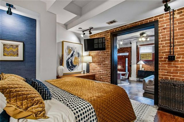 908 Juniper NE Street 4, Atlanta, GA 30309