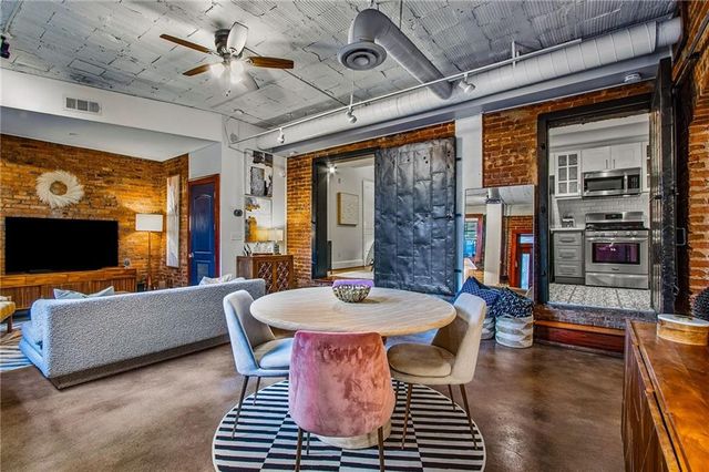 908 Juniper NE Street 4, Atlanta, GA 30309