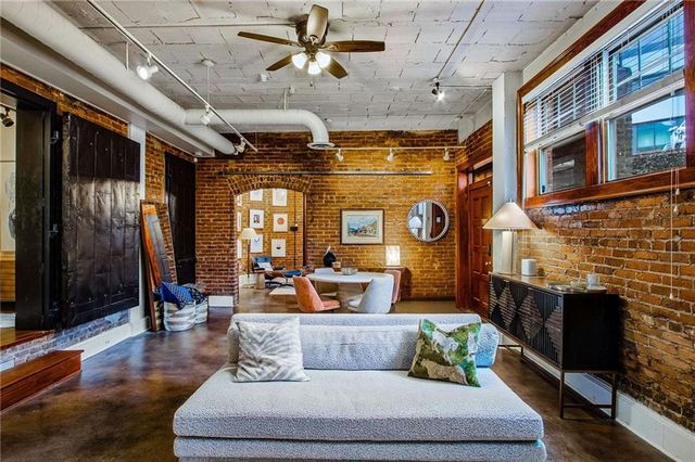 908 Juniper NE Street 4, Atlanta, GA 30309