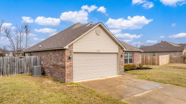 2431 Lancashire Lane, Cabot, AR 72023
