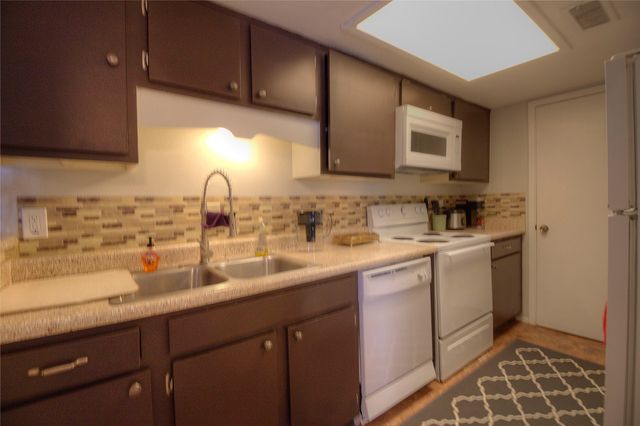 12818 Midway Road 2068, Dallas, TX 75244