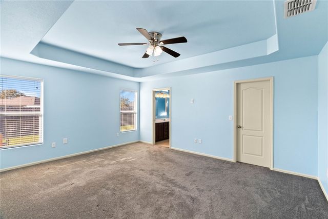 3033 Las Brisas St, Corpus Christi, TX 78414