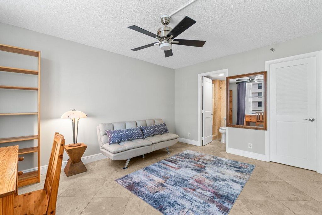 Image 13 of property listing at 4511 S Ocean Boulevard 106, Highland Beach, FL 33487