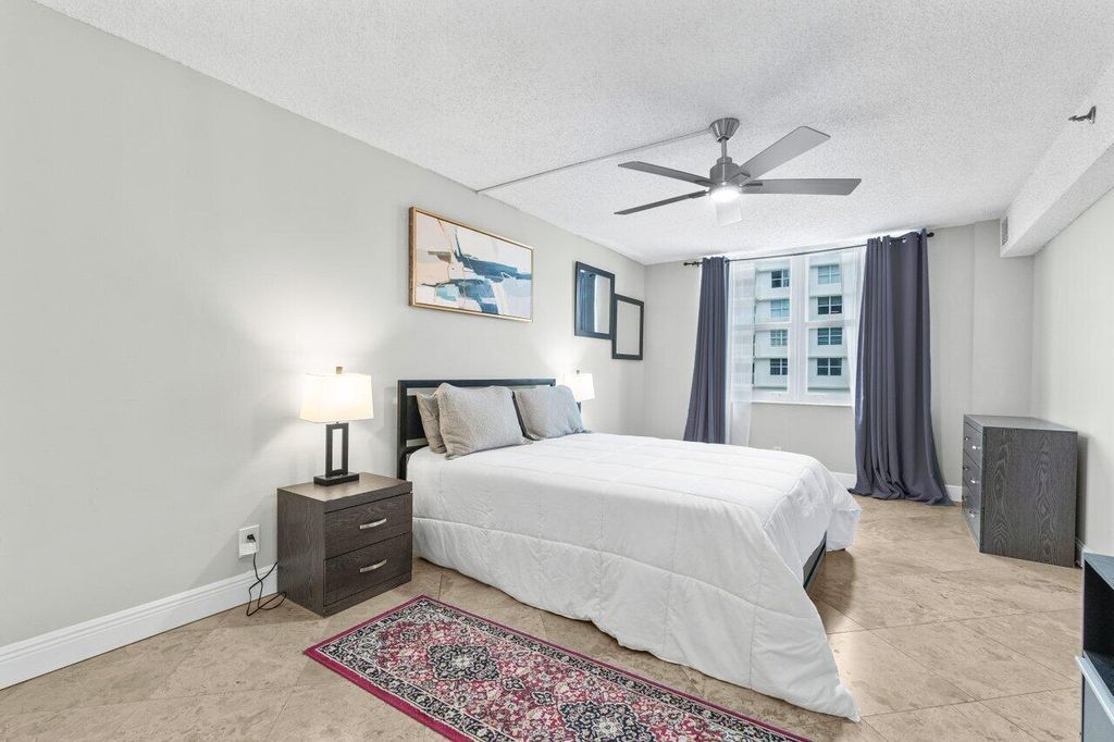 Image 16 of property listing at 4511 S Ocean Boulevard 106, Highland Beach, FL 33487