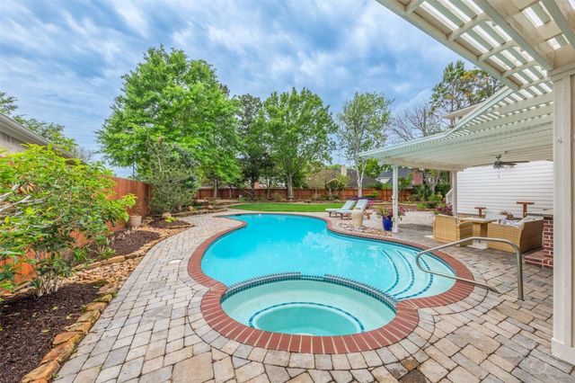 19415 Kessington Lane, Houston, TX 77094