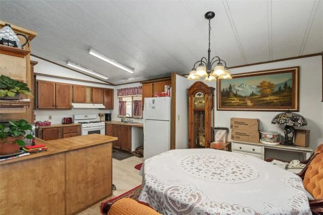 1456 E Philadelphia St Spc 136, Ontario, CA 91761