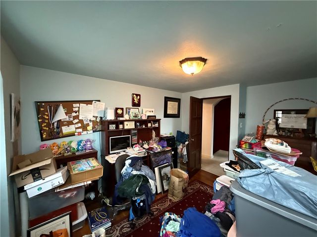 708 Jefferson Dr, Ross Twp, PA 15229