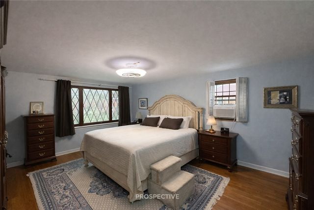 708 Jefferson Dr, Ross Twp, PA 15229