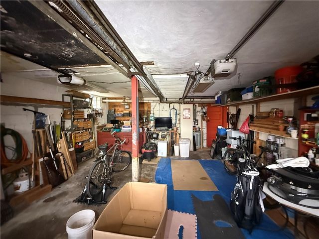 708 Jefferson Dr, Ross Twp, PA 15229