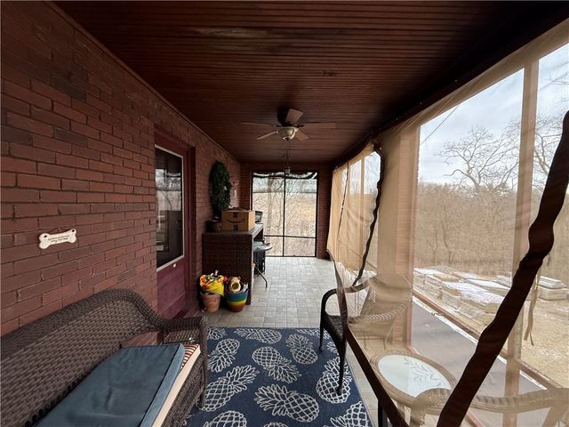 708 Jefferson Dr, Ross Twp, PA 15229