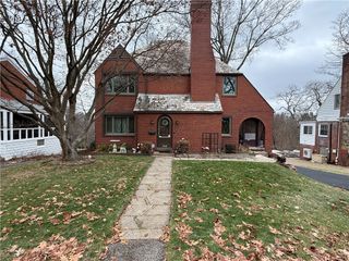 708 Jefferson Dr, Ross Twp, PA 15229