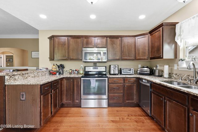 11114 Pebble Trace, Louisville, KY 40229