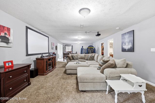 11114 Pebble Trace, Louisville, KY 40229