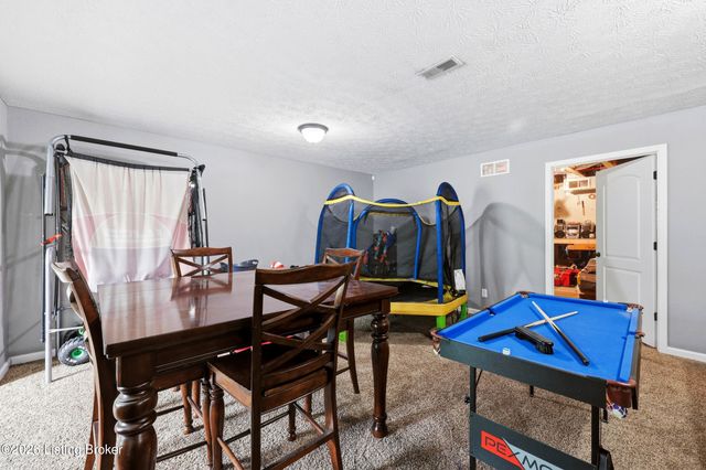 11114 Pebble Trace, Louisville, KY 40229