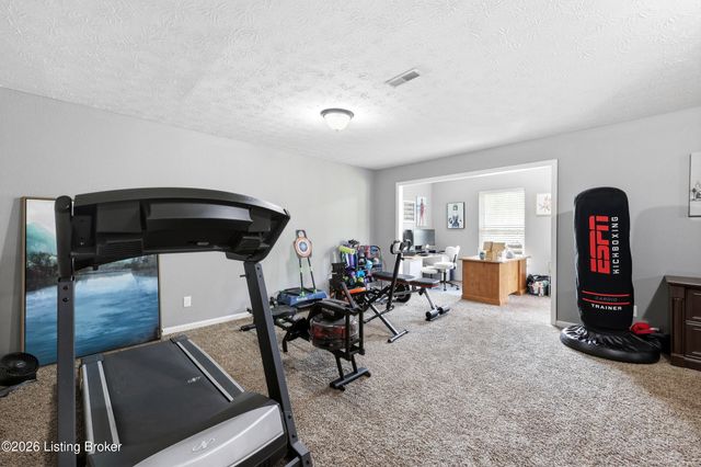 11114 Pebble Trace, Louisville, KY 40229