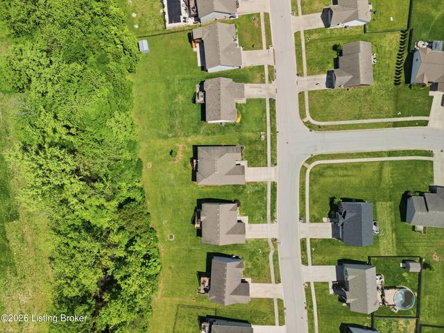 11114 Pebble Trace, Louisville, KY 40229