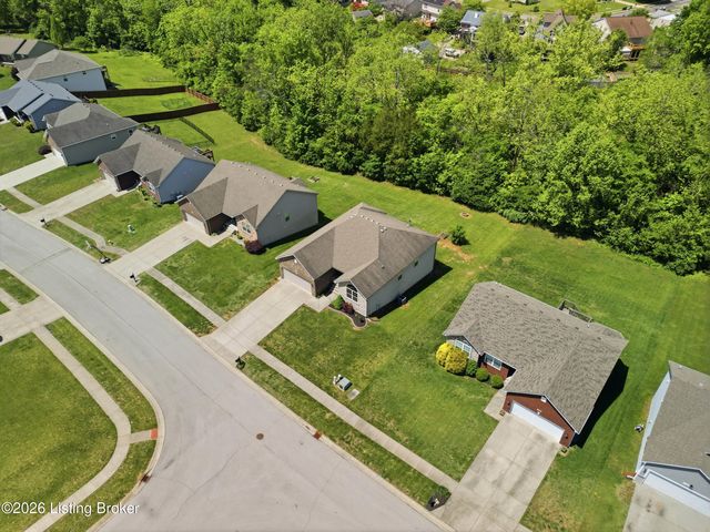 11114 Pebble Trace, Louisville, KY 40229