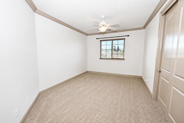 2182 E Carnoustie Avenue, Fresno, CA 93730