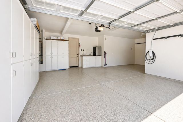 2182 E Carnoustie Avenue, Fresno, CA 93730