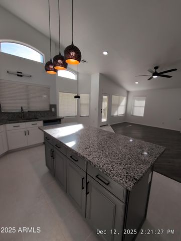 1123 E CONSTITUTION Drive, Gilbert, AZ 85296