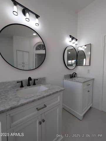 1123 E CONSTITUTION Drive, Gilbert, AZ 85296