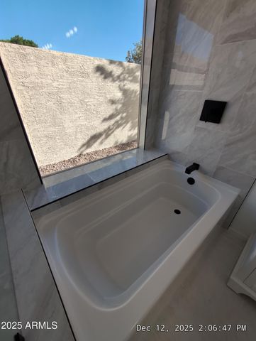 1123 E CONSTITUTION Drive, Gilbert, AZ 85296