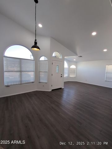 1123 E CONSTITUTION Drive, Gilbert, AZ 85296