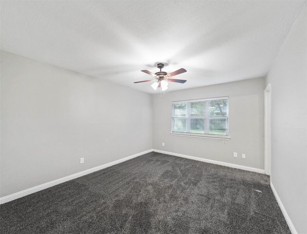 24307 Broken Bow Lane, Hockley, TX 77447