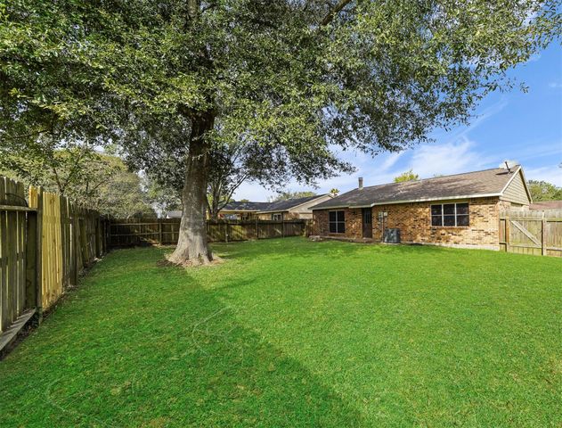 24307 Broken Bow Lane, Hockley, TX 77447