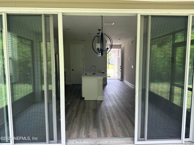 11561 ADMIRALS COVE Drive, Jacksonville, FL 32221