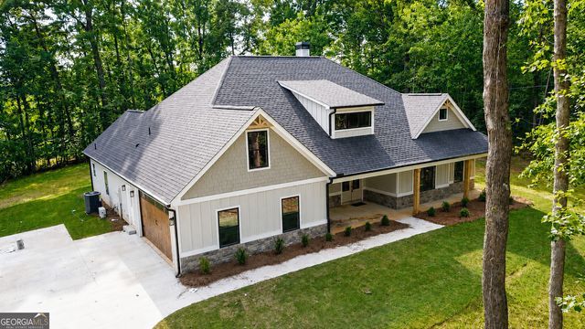 214 Signing Tree Trail, Clarkesville, GA 30523