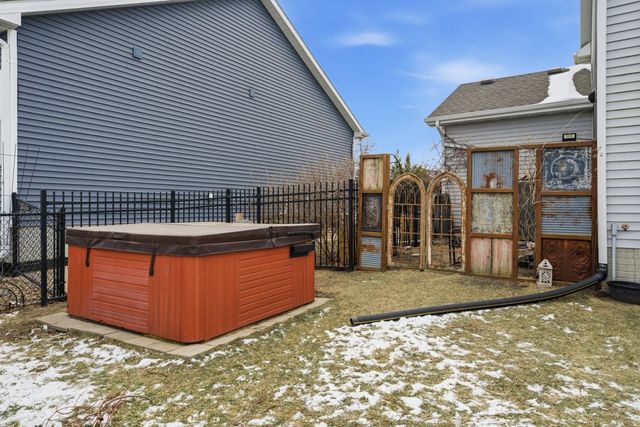 208 Aspen Drive NE, Bondurant, IA 50035