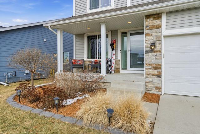 208 Aspen Drive NE, Bondurant, IA 50035