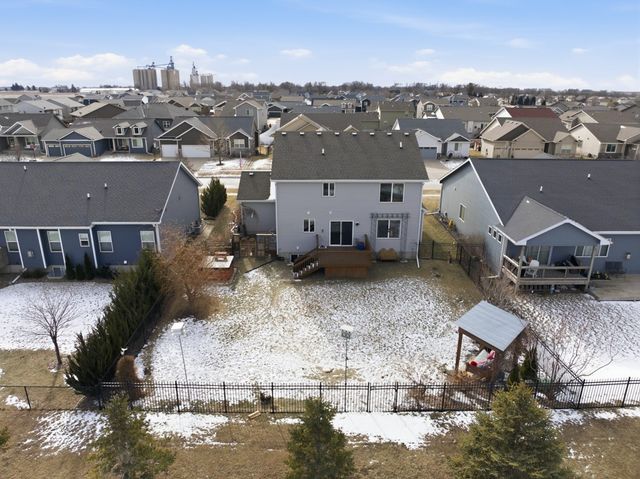 208 Aspen Drive NE, Bondurant, IA 50035