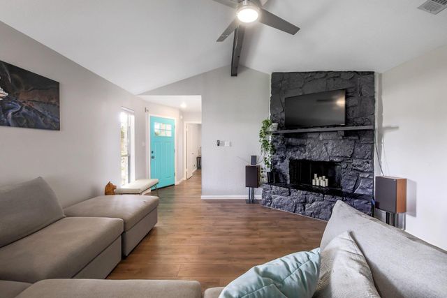 11118 Wandering WAY A, Austin, TX 78754