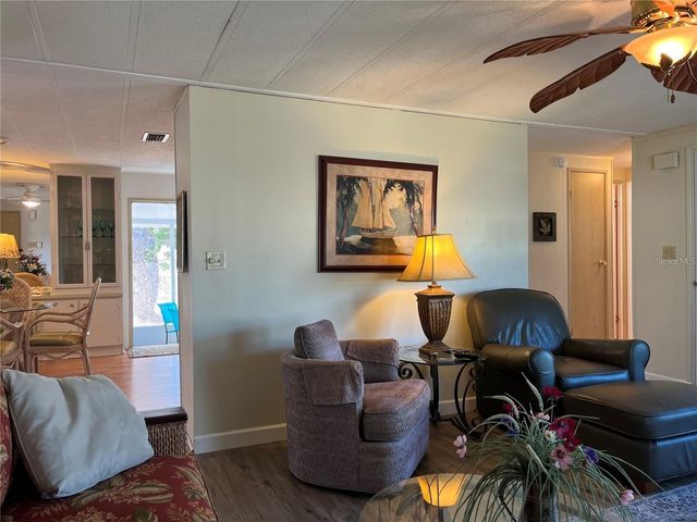 919 CORTINA BOULEVARD, Venice, FL 34285