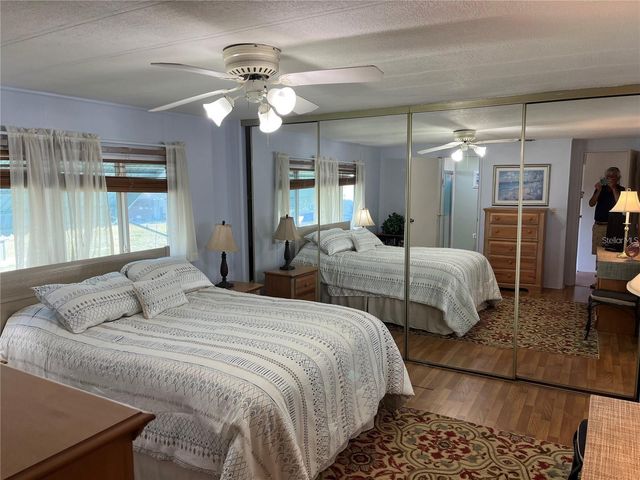 919 CORTINA BOULEVARD, Venice, FL 34285