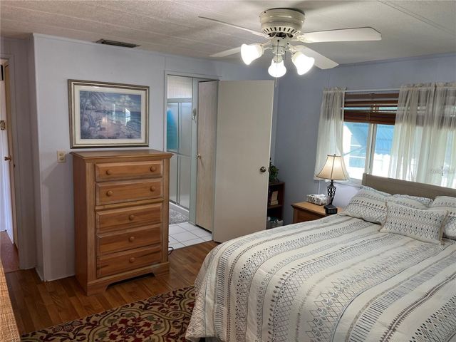 919 CORTINA BOULEVARD, Venice, FL 34285