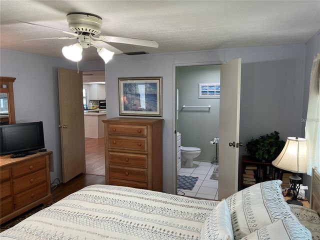 919 CORTINA BOULEVARD, Venice, FL 34285